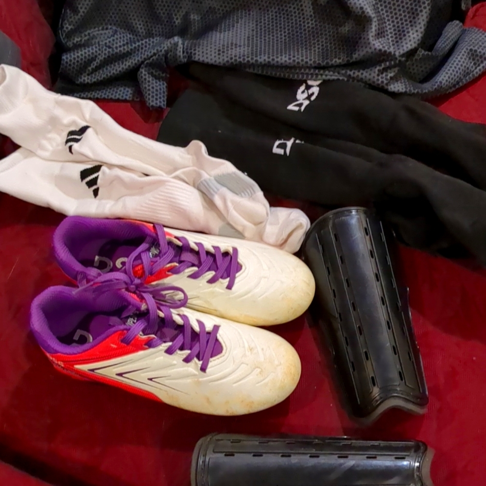 Girls soccer cleats